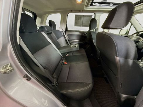 Used 2016 Subaru Forester 2.5i Premium w/ All-Weather Package image 24