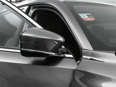 Certified 2025 Acura MDX SH-AWD w/ Advance Package image 17