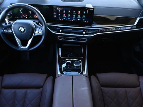 Certified 2025 BMW X5 xDrive40i image 11