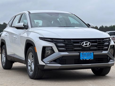 New 2026 Hyundai Tucson SE FWD image 7