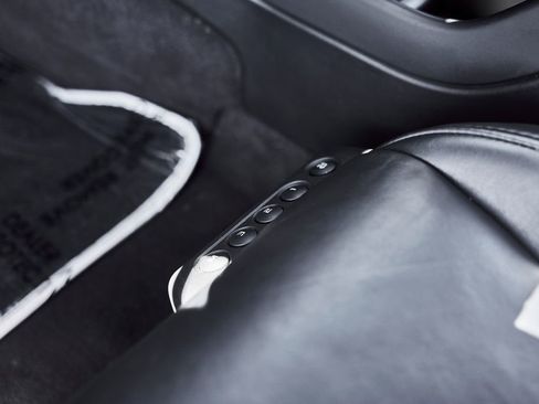 Used 2012 McLaren MP4-12C Coupe RWD image 38