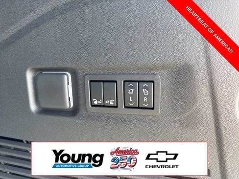 New 2026 Chevrolet Suburban Premier AWD/4WD image 13
