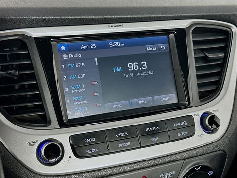 Used 2022 Hyundai Accent SEL FWD image 19