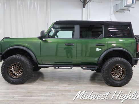 Used 2024 Ford Bronco Badlands AWD/4WD image 11