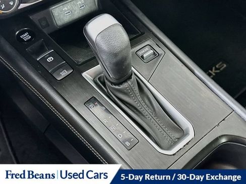 Used 2025 Nissan Kicks SV AWD/4WD image 21