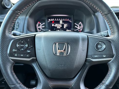 Used 2023 Honda Passport TrailSport image 23