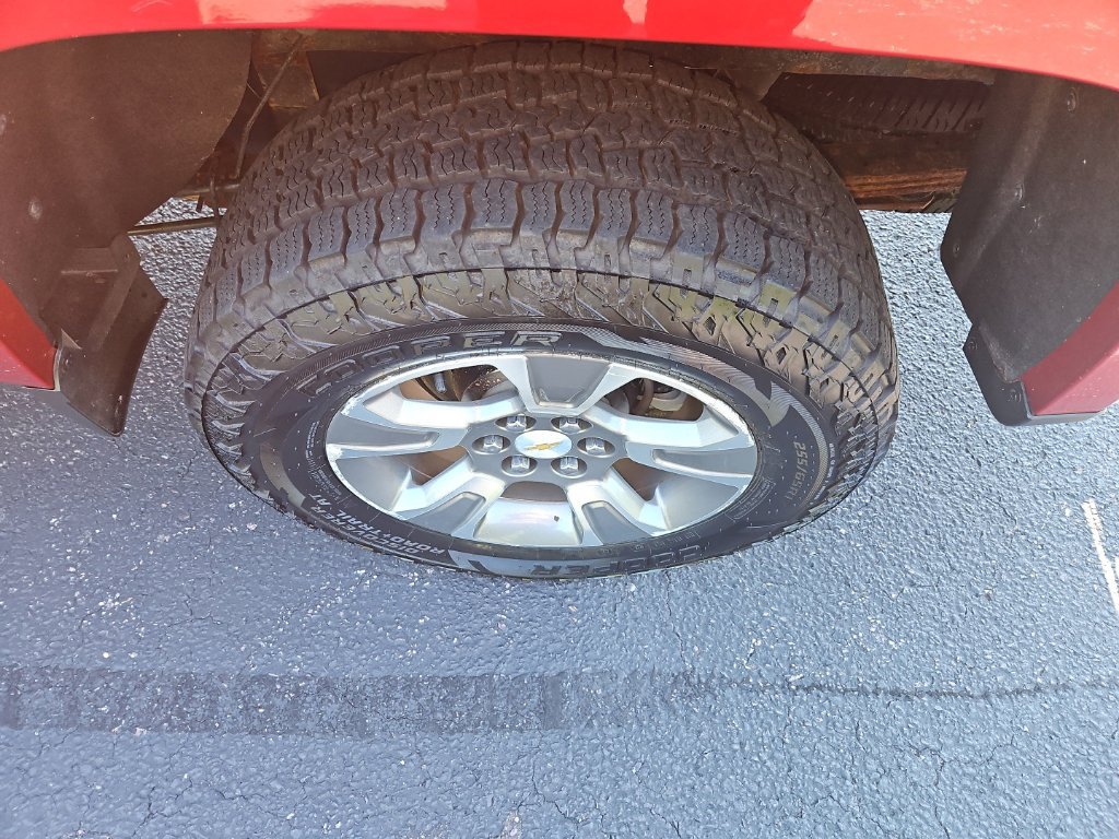 Used 2015 Chevrolet Colorado Z71 AWD/4WD image 13