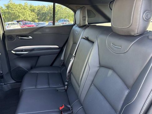 Used 2021 Cadillac XT4 Premium Luxury w/ Enhanced Visibility Package image 14