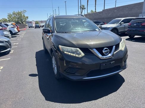 Used 2015 Nissan Rogue SV w/ SV Premium Package AWD/4WD image 3