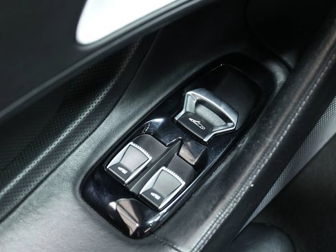 Used 2021 McLaren GT RWD image 90