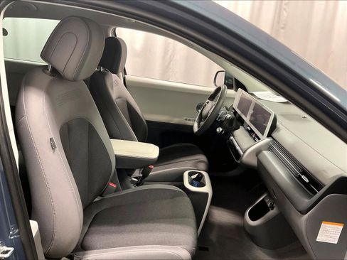 Used 2024 Hyundai Ioniq 5 SEL image 11