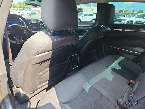 Used 2019 Chrysler 300 Touring w/ Sport Appearance Package AWD/4WD image 14