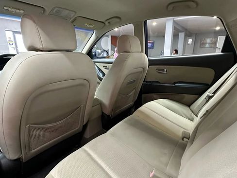 Used 2009 Hyundai Elantra GLS image 19