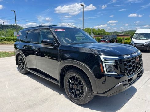 Used 2025 Nissan Armada PRO-4X w/ Pro-4X Premium Package AWD/4WD image 31