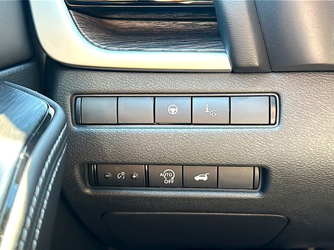 New 2026 Nissan Rogue Platinum w/ Platinum Premium Package AWD/4WD image 26