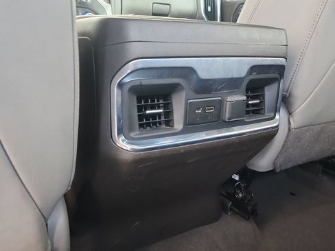 Certified 2022 GMC Sierra 1500 SLT w/ SLT Premium Plus Package AWD/4WD image 21