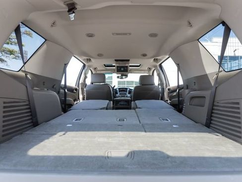 Used 2020 GMC Yukon SLT w/ Open Road Package AWD/4WD image 28
