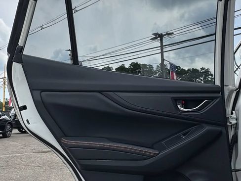 Used 2019 Subaru Crosstrek 2.0i Limited w/ Moonroof Package w/Navigation AWD/4WD image 14