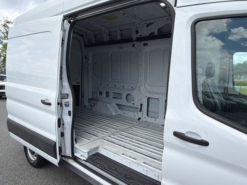 Used 2023 Ford Transit 250 148 High Roof RWD image 16