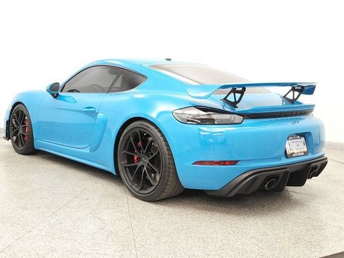 Used 2020 Porsche 718 Cayman GT4 RWD image 3