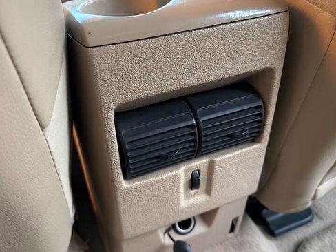 Used 2006 Ford Explorer Eddie Bauer image 21