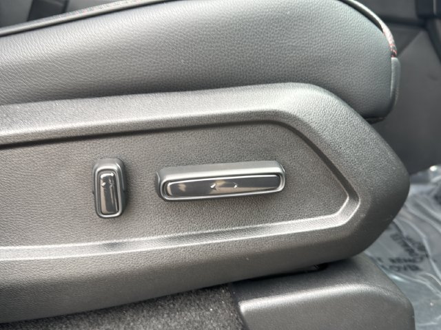 Certified 2026 Honda Pilot Black Edition image 23