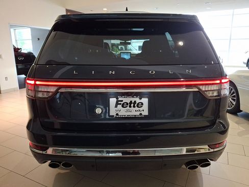 Used 2021 Lincoln Aviator Reserve w/ Equipment Group 202A AWD/4WD image 5