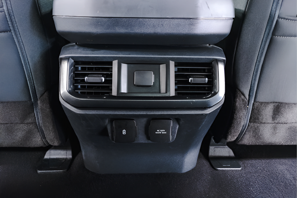 Used 2023 Ford F150 XLT w/ Equipment Group 302A High AWD/4WD image 30