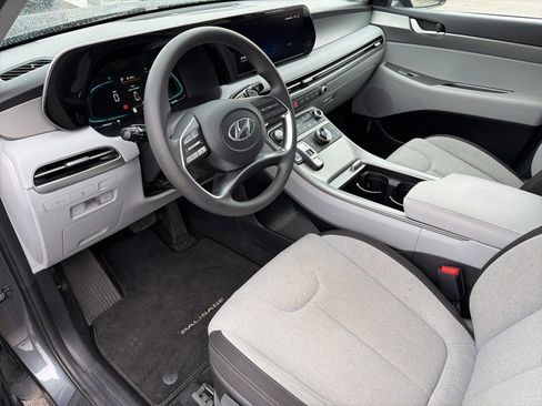 Used 2023 Hyundai Palisade SE image 35
