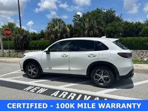 Used 2023 Honda HR-V EX-L image 9