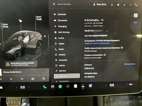 Used 2023 Tesla Model Y Long Range AWD/4WD image 14