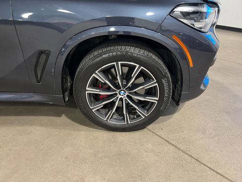 Used 2022 BMW X5 xDrive40i w/ M Sport Package image 45