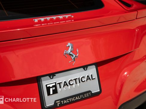 Used 2014 Ferrari F12 Berlinetta RWD image 15
