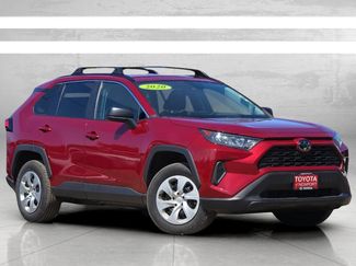 Used 2020 Toyota RAV4 LE w/ All Weather Liner Package AWD/4WD video 2