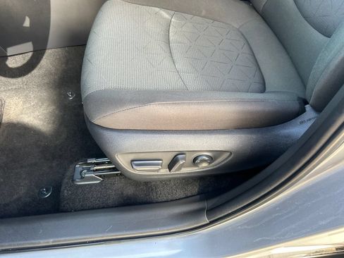Certified 2025 Toyota RAV4 XLE AWD/4WD image 29