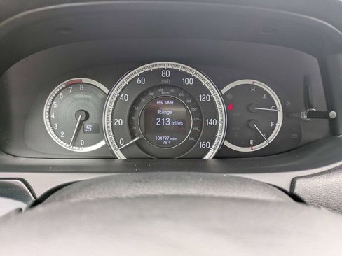 Used 2016 Honda Accord LX image 29