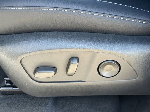 New 2026 Chevrolet Traverse LT w/ Driver Confidence Package image 24