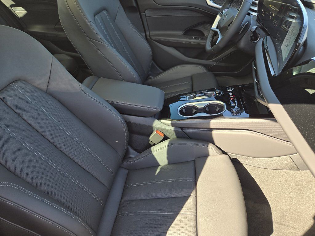 Used 2026 Audi A6 Premium Plus AWD/4WD image 18
