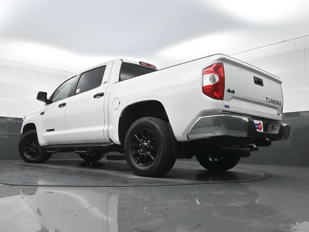 Used 2020 Toyota Tundra SR5 w/ SR5 Leather Package AWD/4WD image 26