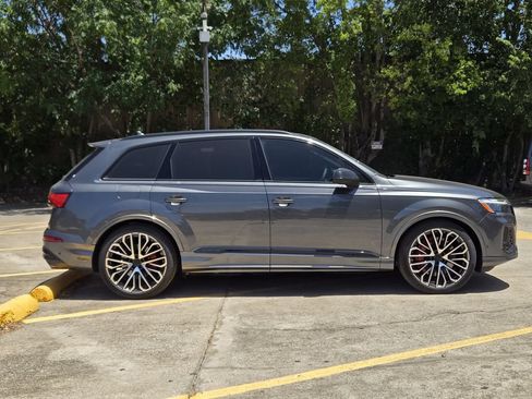 New 2026 Audi SQ7 Premium Plus AWD/4WD image 7