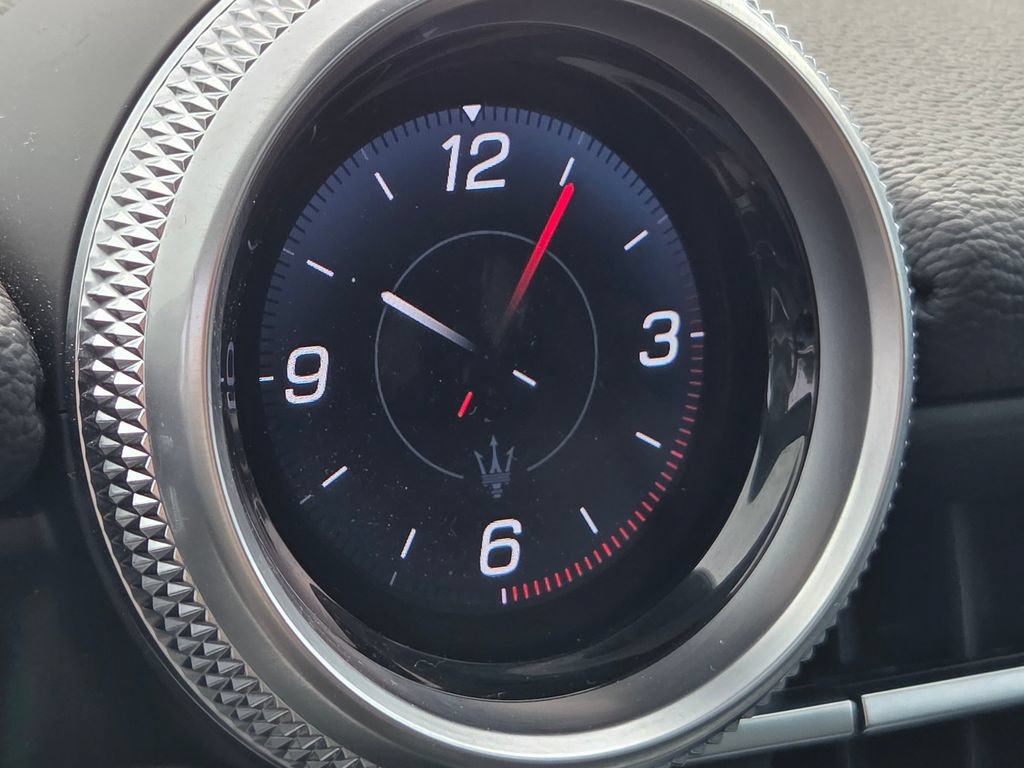 Used 2023 Maserati Grecale Modena AWD/4WD image 18