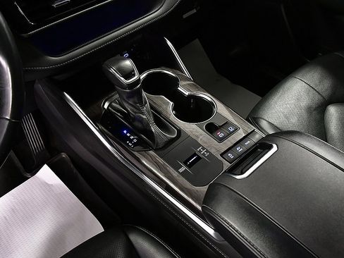 Used 2022 Toyota Highlander Platinum image 23