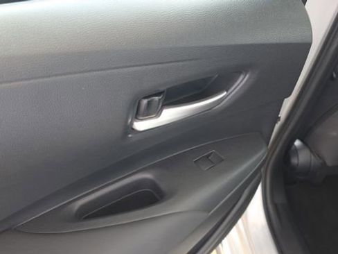 Used 2023 Toyota Corolla SE FWD image 16