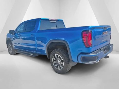 Used 2024 GMC Sierra 1500 AT4 w/ AT4 Premium Package AWD/4WD image 5