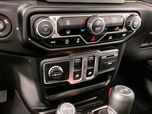 Used 2023 Jeep Wrangler Sport AWD/4WD image 11