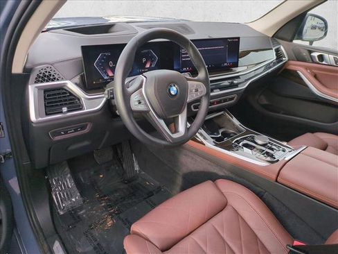 Certified 2024 BMW X7 xDrive40i w/ Parking Assistance Package image 10