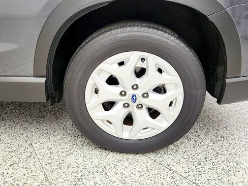 Used 2021 Subaru Forester AWD/4WD image 9