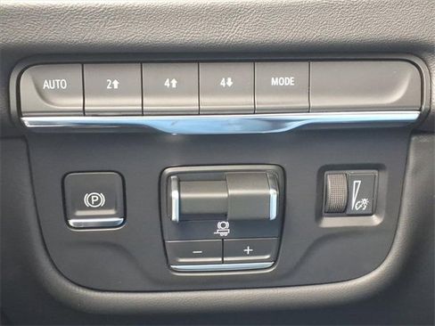 New 2026 Cadillac Escalade Luxury image 12