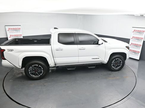 Used 2024 Toyota Tacoma TRD Sport image 31