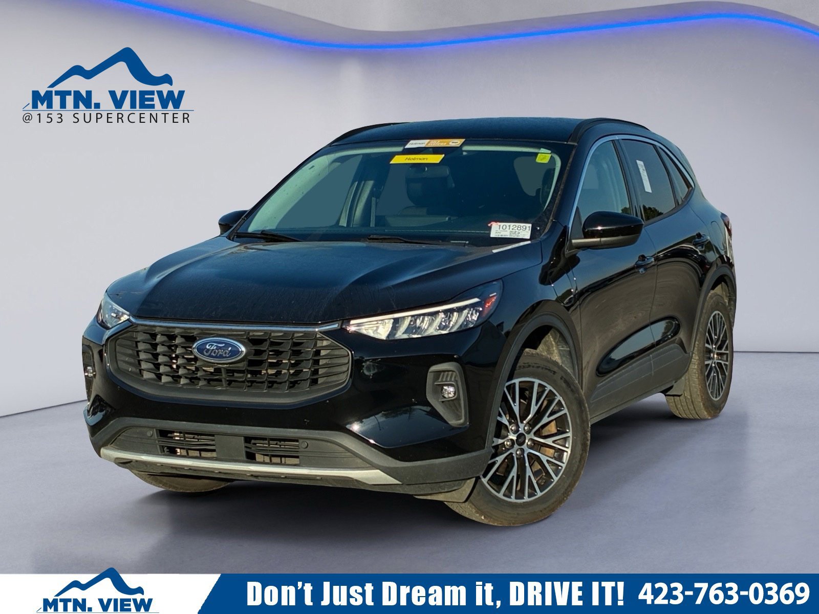 Used 2023 Ford Escape SE FWD image 1